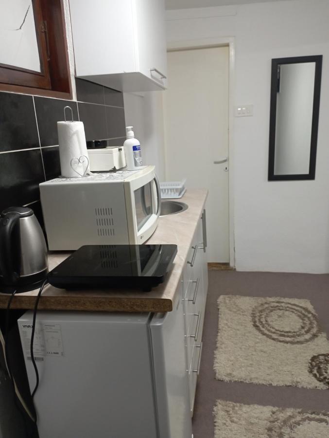 Apartman Dino Appartement Sarajevo Buitenkant foto